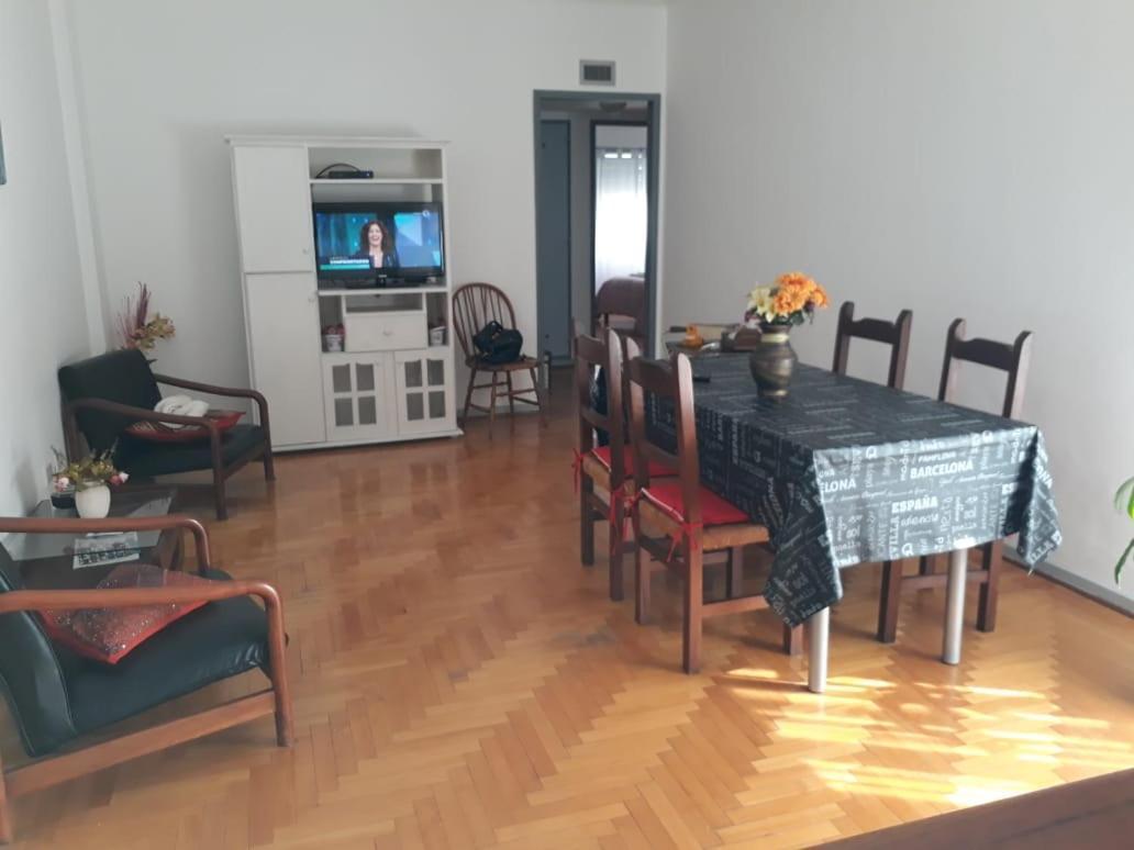 Appartamento Apartamento Lautaro Buenos Aires Esterno foto